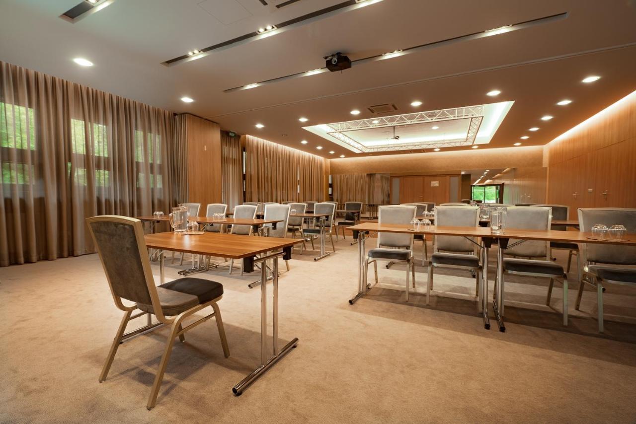 ווינה Hotel Termal מראה חיצוני תמונה