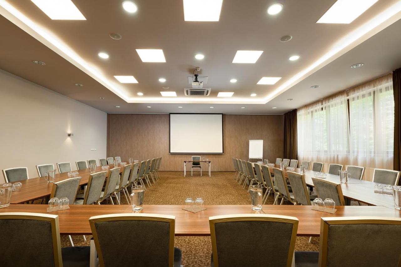 ווינה Hotel Termal מראה חיצוני תמונה